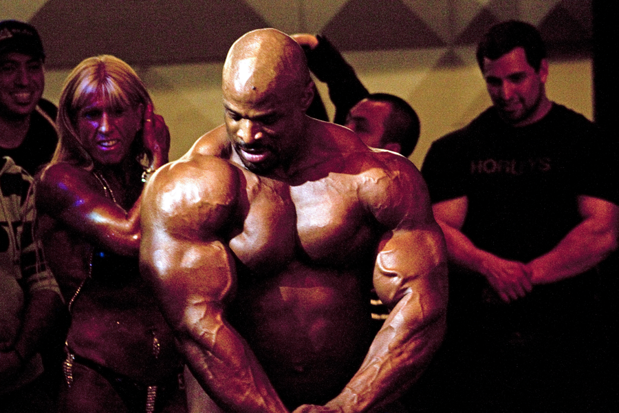 Ronnie_Coleman_8_x_Mr_Olympia_-_2009_-_7.png