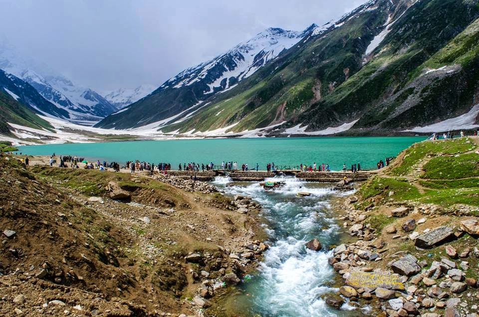 Saif-ul-Malook-Lake-Kaghan-Valley-parhlo.jpg