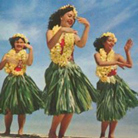 aloha-dance-at-the-beach.jpg