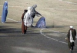 250px-Taliban_execute_Zarmeena_in_Kabul_in1999_RAWA.jpg